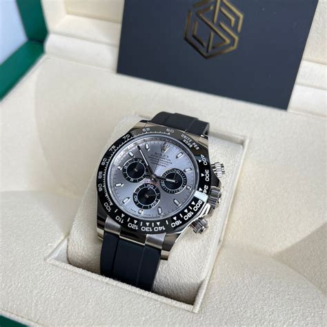 referenza rolex daytona con cinturino in gomma|Rolex Daytona Cosmograph Daytona “Ghost” White .